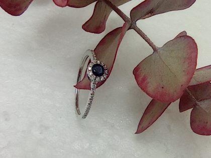 Anell safir blau