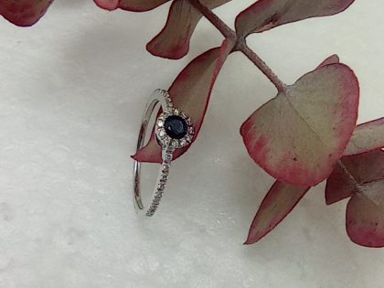 Anell safir blau